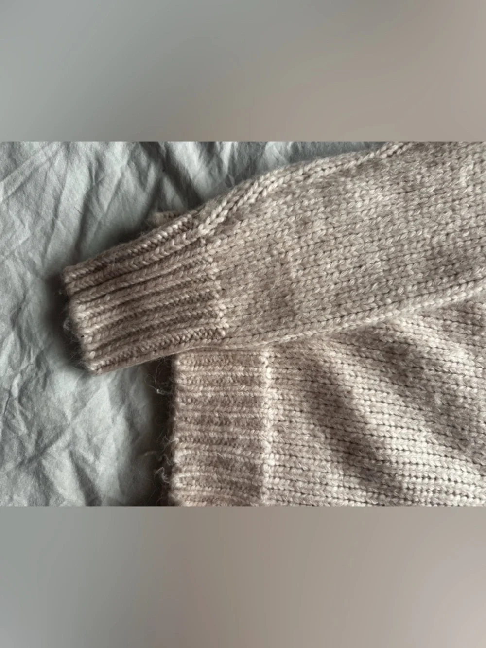 Zara One Shoulder Pearl Detail Knit Sweater Beige/pink Size M - Picture 5 of 12